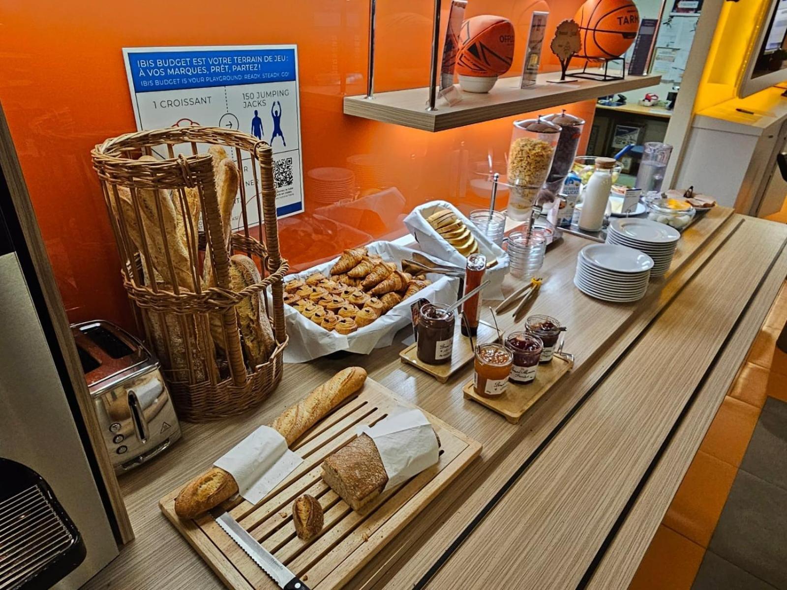 Ibis Budget Toulouse Aeroport Blagnac Exteriör bild
